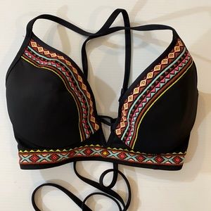Shade & Shore southwestern bikini Top